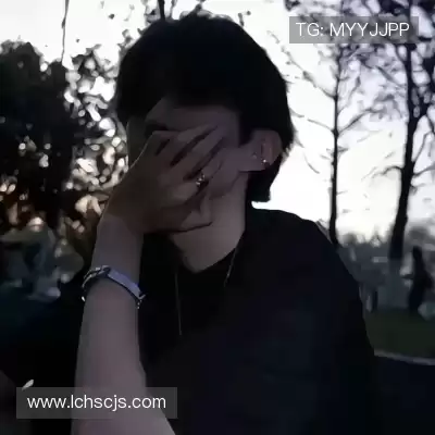 侯侃钥